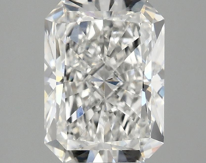 3.02 Carat Radiant Shaped Excellent Cut VS1 IGI Certified Lab Grown Diamond