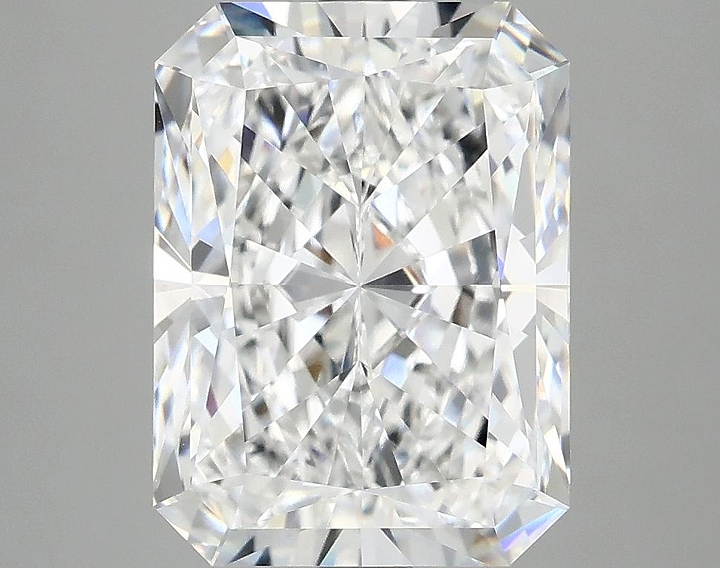 4.96 Carat Radiant Shaped Excellent Cut VS1 IGI Certified Lab Grown Diamond