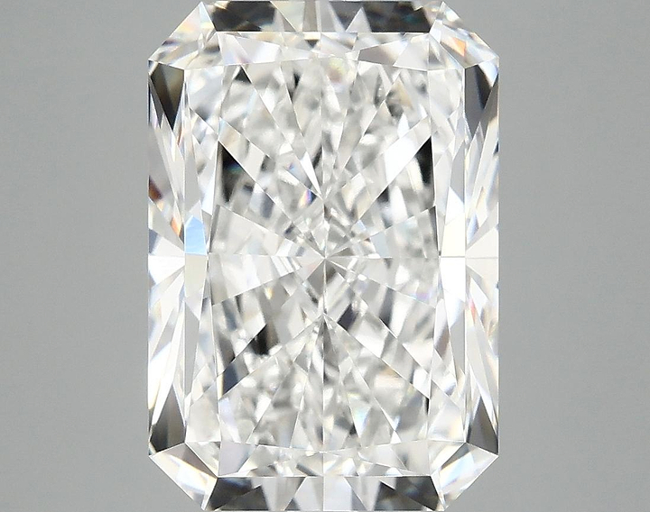 5.79 Carat Radiant Shaped Ideal Cut VVS2 IGI Certified Lab Grown Diamond