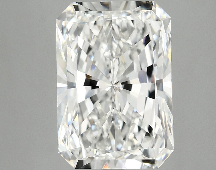 4.99 Carat Radiant Shaped Ideal Cut VVS2 IGI Certified Lab Grown Diamond