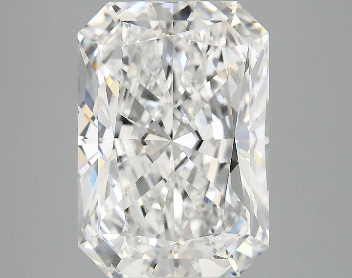 3.63 Carat Radiant Shaped Ideal Cut VVS2 IGI Certified Lab Grown Diamond