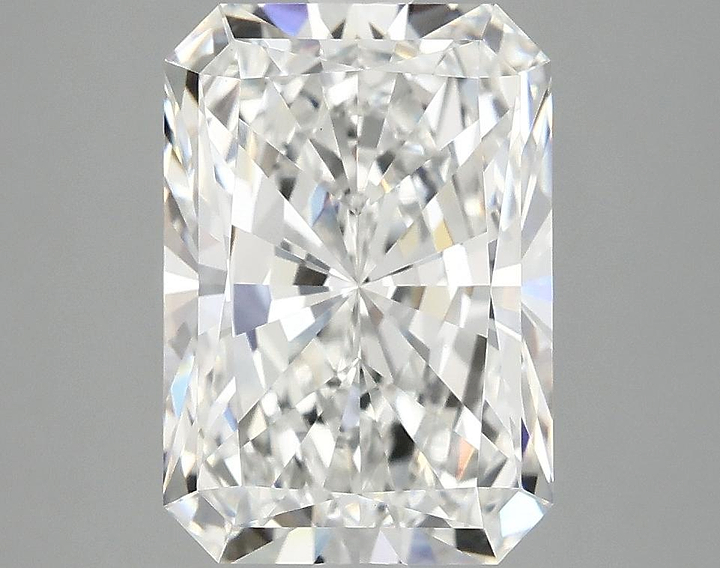 3.87 Carat Radiant Shaped Ideal Cut VVS2 IGI Certified Lab Grown Diamond