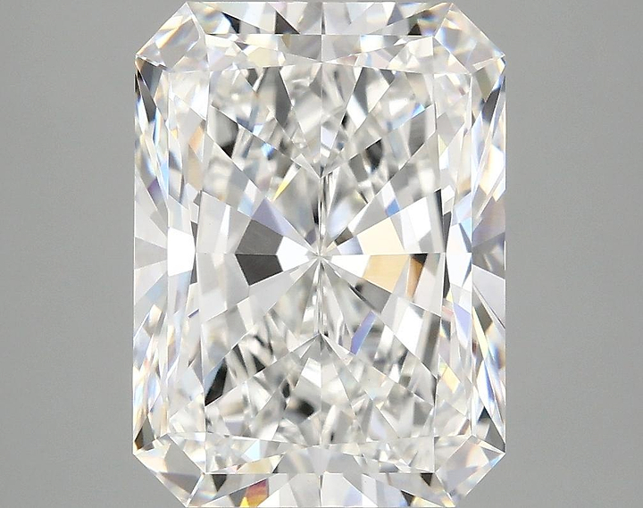 5.06 Carat Radiant Shaped Excellent Cut VVS2 IGI Certified Lab Grown Diamond