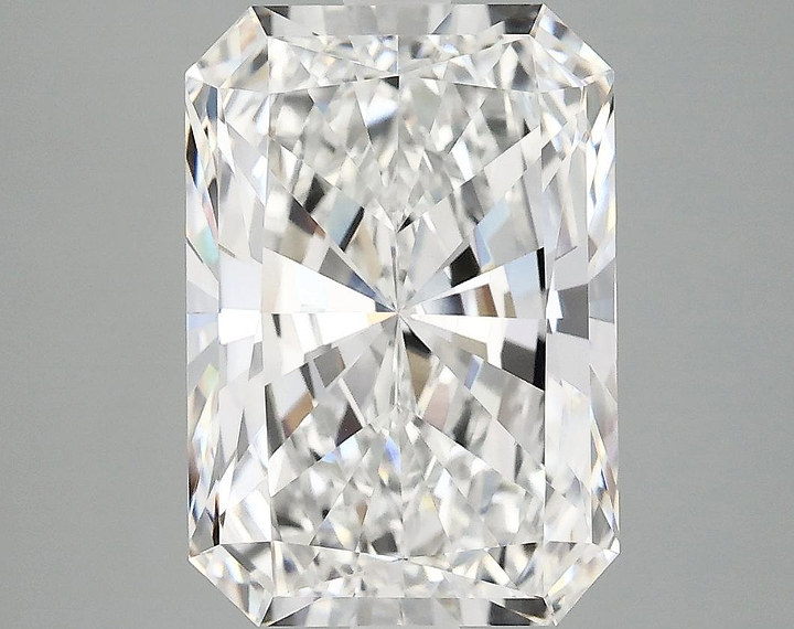 4.88 Carat Radiant Shaped Ideal Cut VVS2 IGI Certified Lab Grown Diamond