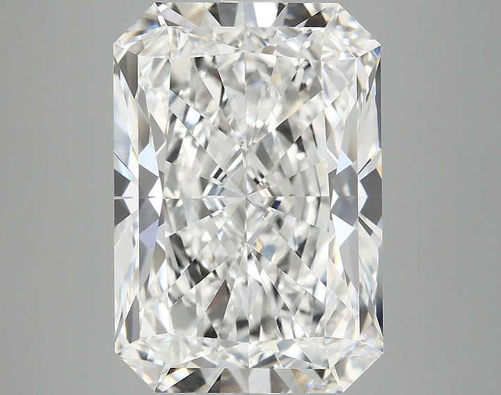 7.91 Carat Radiant Shaped Ideal Cut VVS2 IGI Certified Lab Grown Diamond
