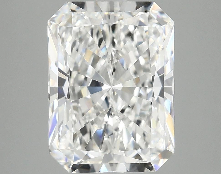 4.09 Carat Radiant Shaped Excellent Cut VVS2 IGI Certified Lab Grown Diamond