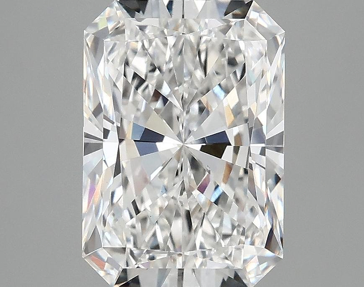 3.08 Carat Radiant Shaped Ideal Cut VS1 IGI Certified Lab Grown Diamond