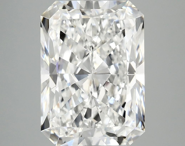 4.97 Carat Radiant Shaped Ideal Cut VVS2 IGI Certified Lab Grown Diamond