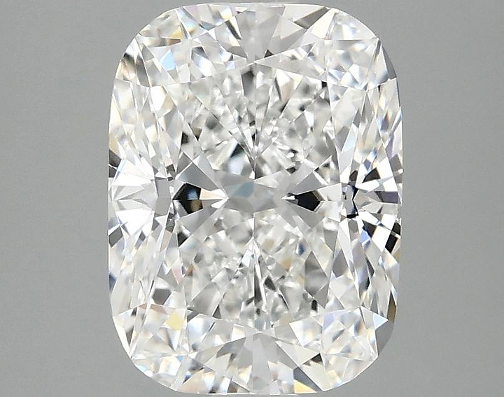 2.5 Carat Cushion Shaped Excellent Cut VS2 IGI Certified Lab Grown Diamond