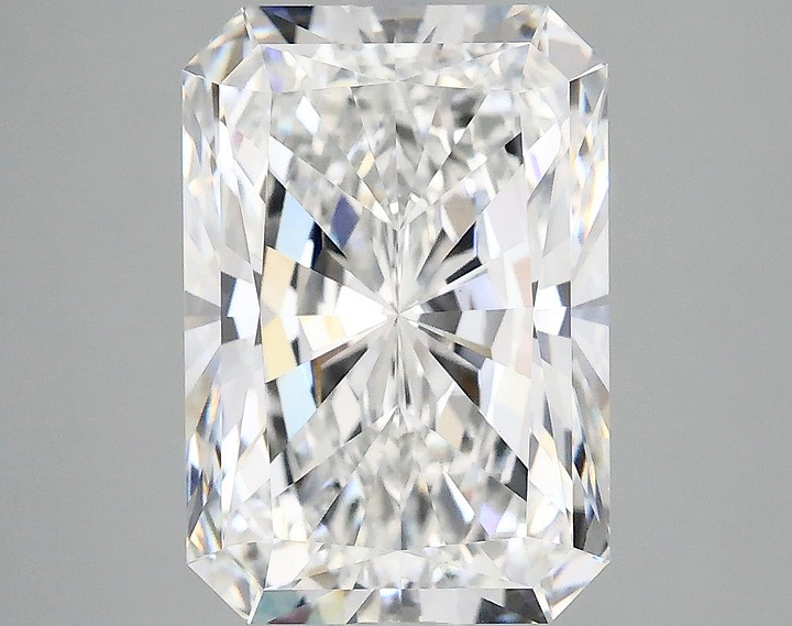 4.55 Carat Radiant Shaped Ideal Cut VVS2 IGI Certified Lab Grown Diamond