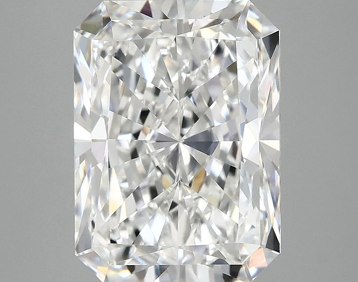 4.09 Carat Radiant Shaped Excellent Cut VVS2 IGI Certified Lab Grown Diamond