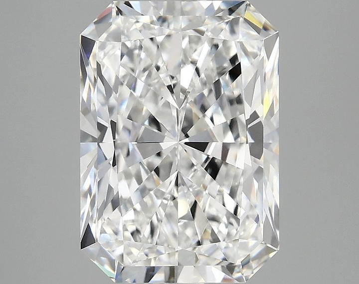 3.86 Carat Radiant Shaped Ideal Cut VVS2 IGI Certified Lab Grown Diamond