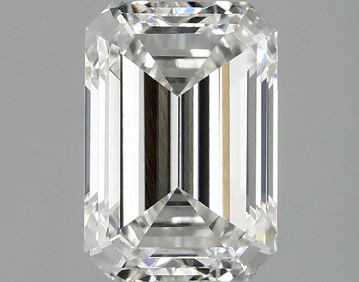 2.1 Carat Emerald Shaped Ideal Cut VS1 IGI Certified Lab Grown Diamond