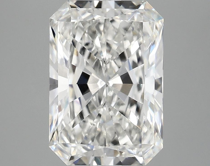3.1 Carat Radiant Shaped Ideal Cut VVS2 IGI Certified Lab Grown Diamond