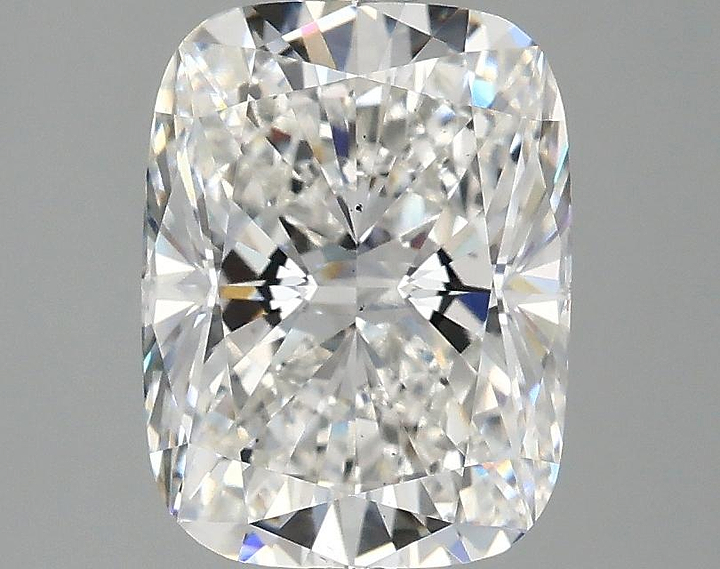 2.5 Carat Cushion Shaped Excellent Cut VS2 IGI Certified Lab Grown Diamond