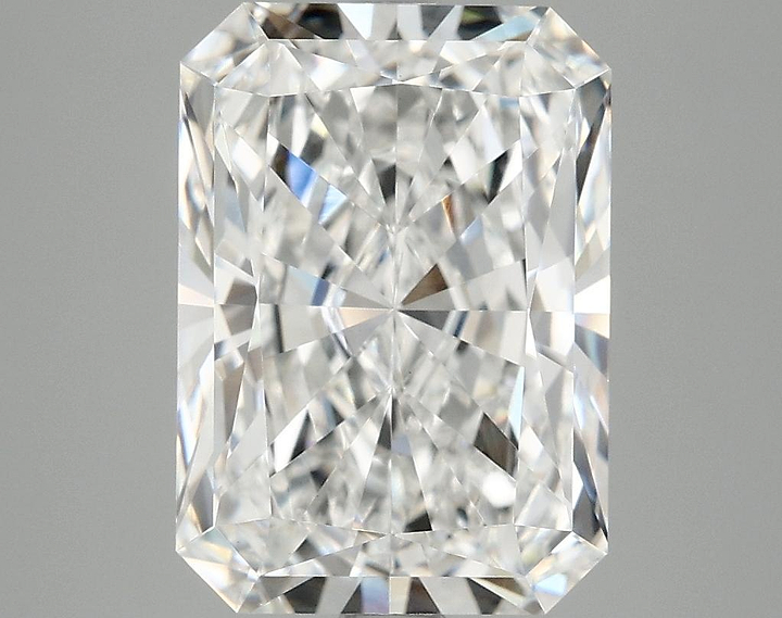 4.82 Carat Radiant Shaped Ideal Cut VVS2 IGI Certified Lab Grown Diamond