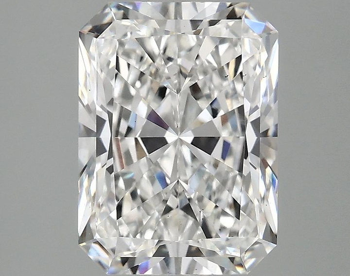 3.1 Carat Radiant Shaped Excellent Cut VS2 IGI Certified Lab Grown Diamond