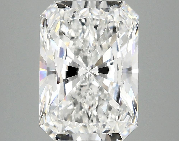 4.09 Carat Radiant Shaped Ideal Cut VS1 IGI Certified Lab Grown Diamond