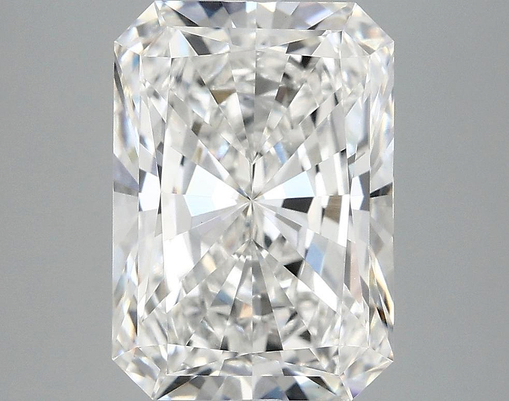 4.25 Carat Radiant Shaped Ideal Cut VVS2 IGI Certified Lab Grown Diamond