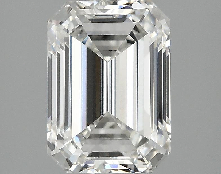 2.5 Carat Emerald Shaped Ideal Cut VVS2 IGI Certified Lab Grown Diamond