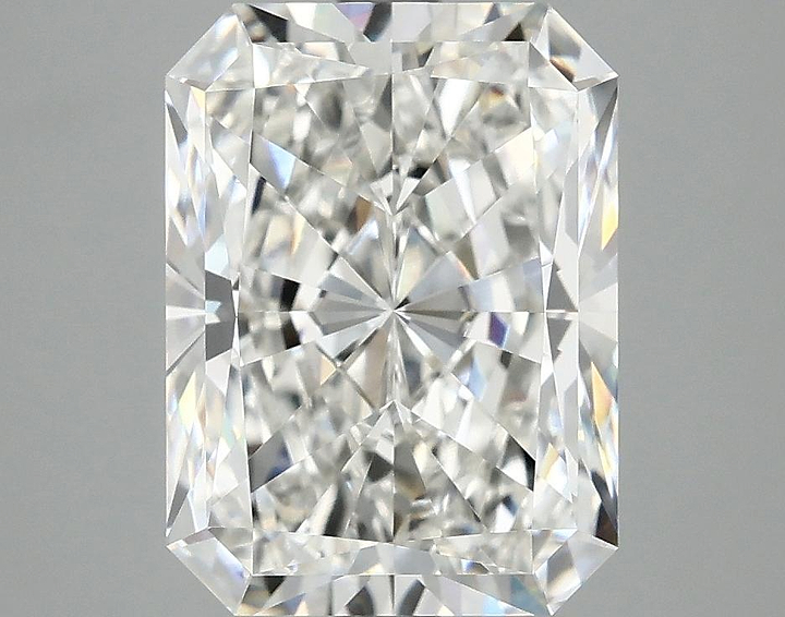 4.1 Carat Radiant Shaped Excellent Cut VVS2 IGI Certified Lab Grown Diamond