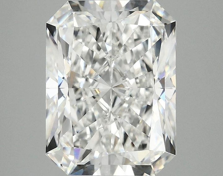 4.87 Carat Radiant Shaped Excellent Cut VS2 IGI Certified Lab Grown Diamond