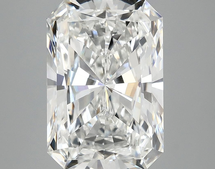 4.22 Carat Radiant Shaped Ideal Cut VVS2 IGI Certified Lab Grown Diamond