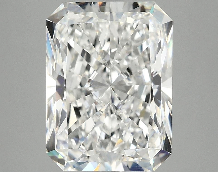 4.11 Carat Radiant Shaped Excellent Cut VS1 IGI Certified Lab Grown Diamond