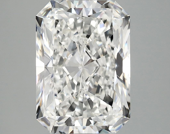 4.98 Carat Radiant Shaped Ideal Cut VS1 IGI Certified Lab Grown Diamond