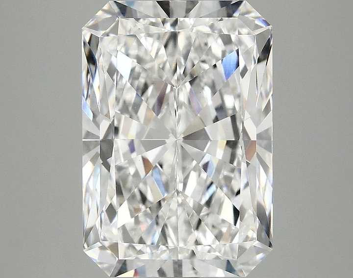 4.99 Carat Radiant Shaped Ideal Cut VVS2 IGI Certified Lab Grown Diamond