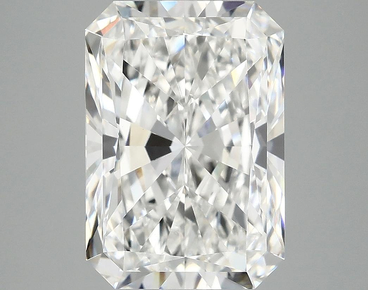 4.97 Carat Radiant Shaped Ideal Cut VVS2 IGI Certified Lab Grown Diamond
