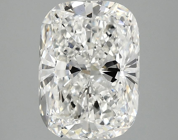 2.5 Carat Cushion Shaped Excellent Cut VS1 IGI Certified Lab Grown Diamond