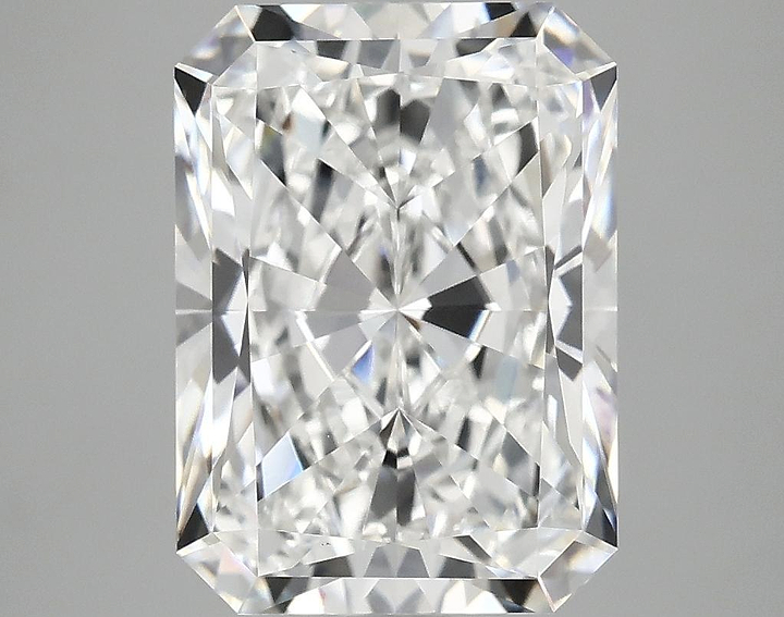 4.99 Carat Radiant Shaped Excellent Cut VVS2 IGI Certified Lab Grown Diamond