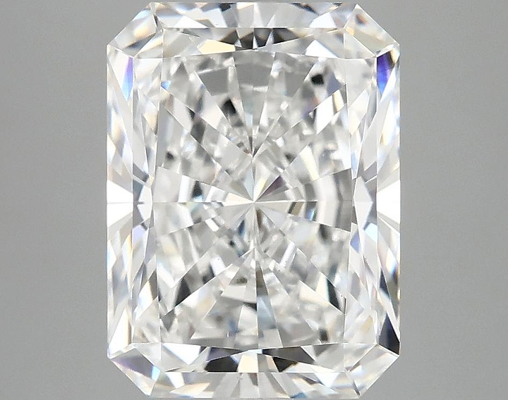 4.17 Carat Radiant Shaped Excellent Cut VS1 IGI Certified Lab Grown Diamond