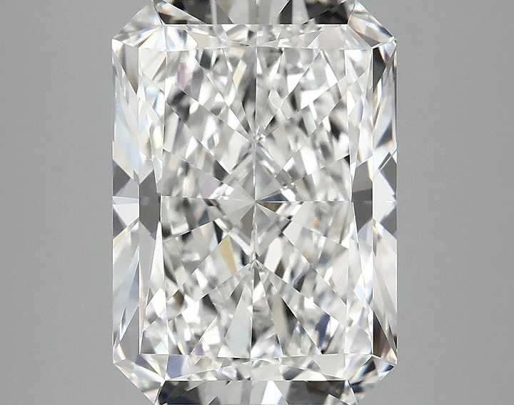 4.92 Carat Radiant Shaped Ideal Cut VVS2 IGI Certified Lab Grown Diamond