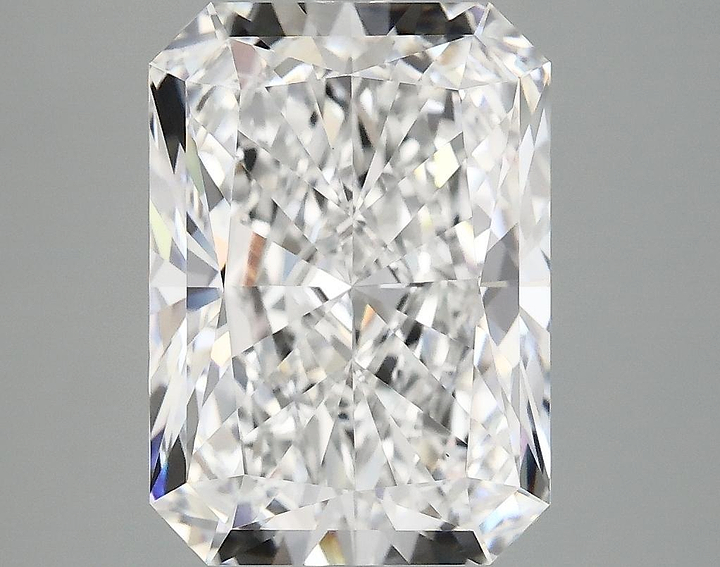 4.76 Carat Radiant Shaped Ideal Cut VVS2 IGI Certified Lab Grown Diamond