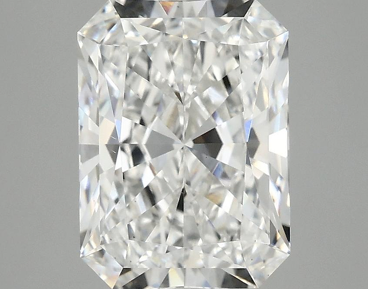 2.9 Carat Radiant Shaped Excellent Cut VS2 IGI Certified Lab Grown Diamond
