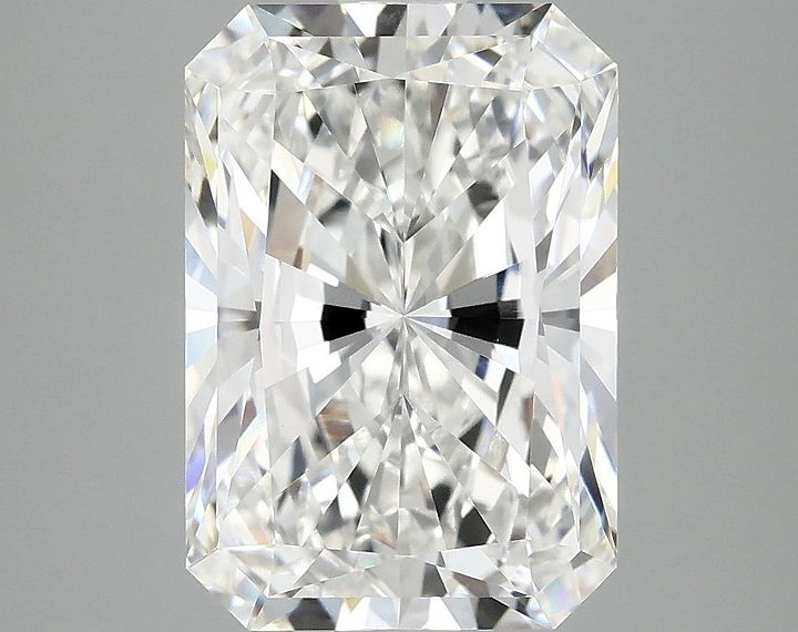 4.99 Carat Radiant Shaped Ideal Cut VVS2 IGI Certified Lab Grown Diamond