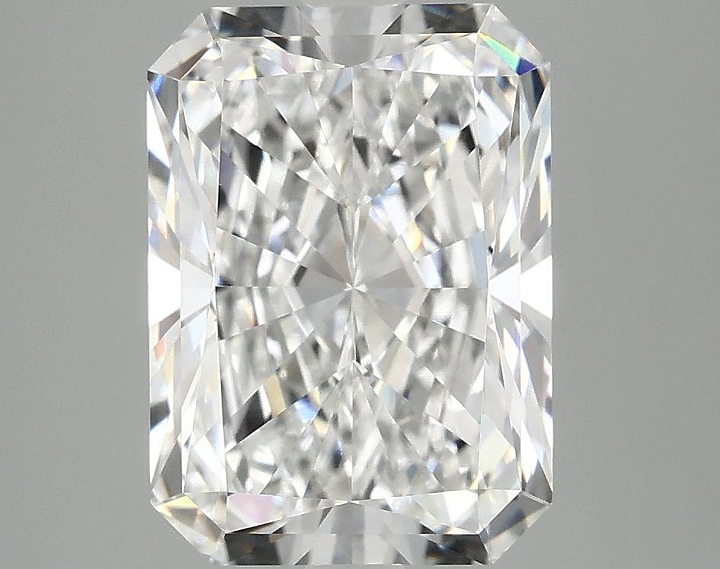 3.97 Carat Radiant Shaped Ideal Cut VVS2 IGI Certified Lab Grown Diamond