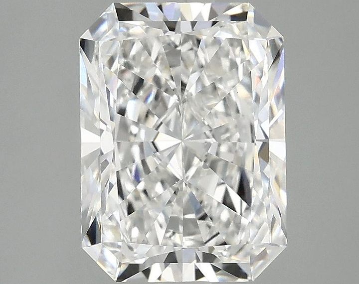 2.83 Carat Radiant Shaped Excellent Cut VS1 IGI Certified Lab Grown Diamond