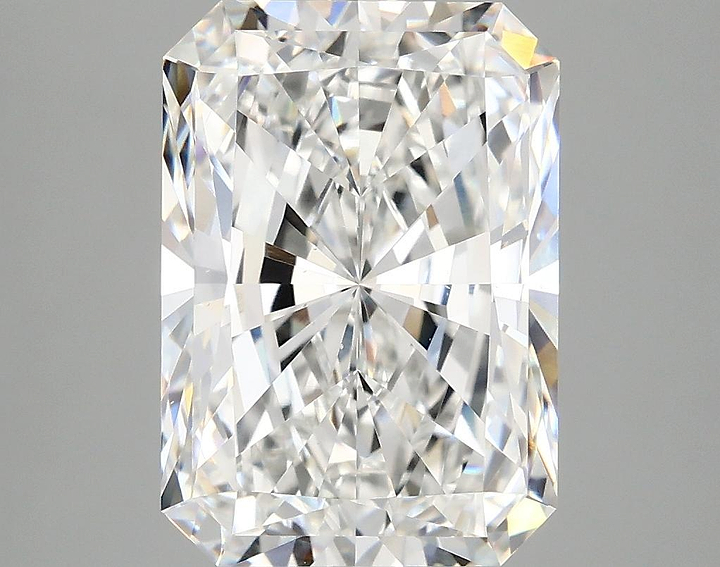 4.96 Carat Radiant Shaped Ideal Cut VS1 IGI Certified Lab Grown Diamond