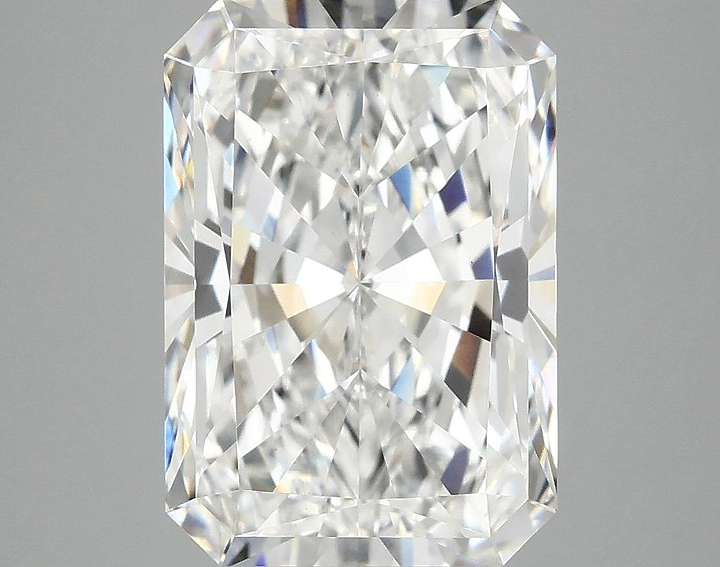 4.99 Carat Radiant Shaped Ideal Cut VS1 IGI Certified Lab Grown Diamond