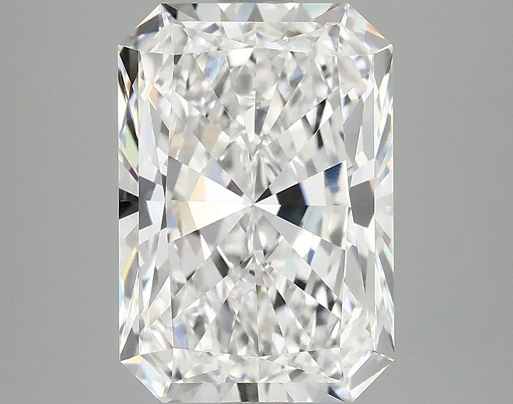 3.7 Carat Radiant Shaped Ideal Cut VVS2 IGI Certified Lab Grown Diamond