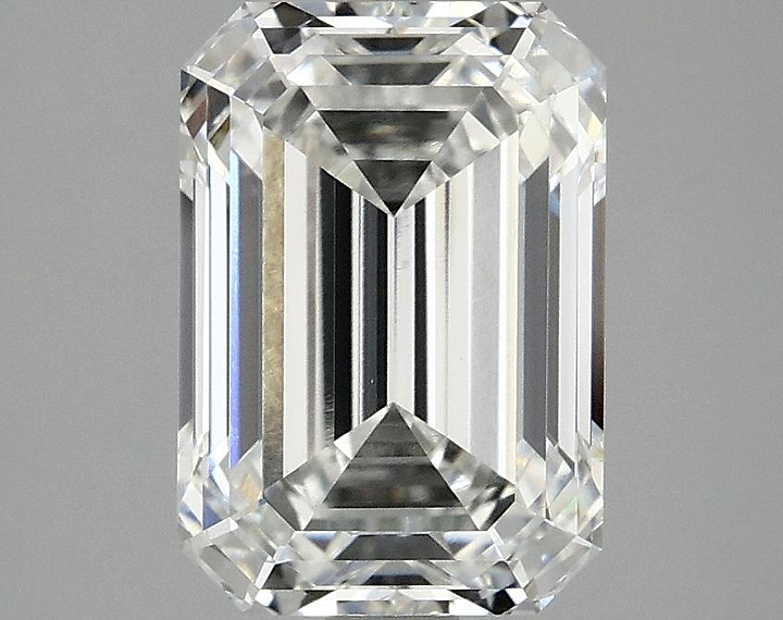3.1 Carat Emerald Shaped Ideal Cut VVS2 IGI Certified Lab Grown Diamond