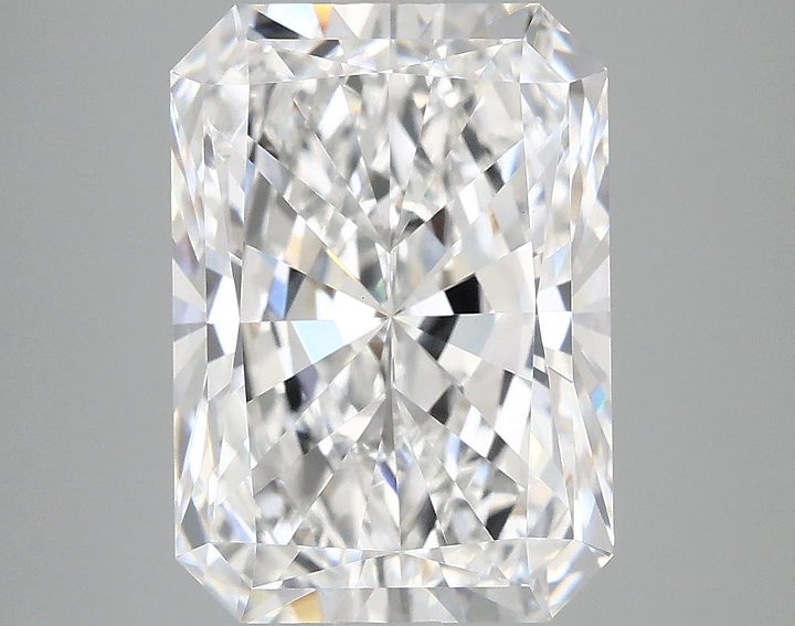 4.98 Carat Radiant Shaped Ideal Cut VVS2 IGI Certified Lab Grown Diamond