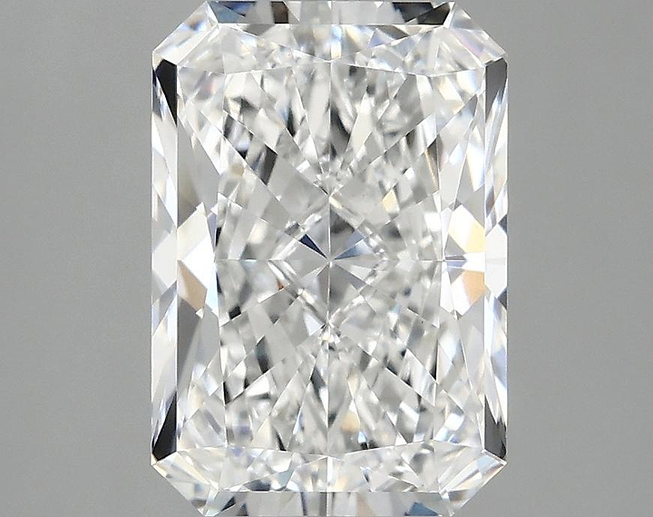 3.01 Carat Radiant Shaped Ideal Cut VVS2 IGI Certified Lab Grown Diamond