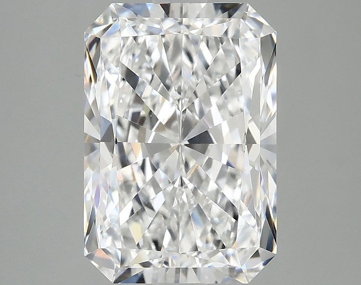 3.78 Carat Radiant Shaped Ideal Cut VVS2 IGI Certified Lab Grown Diamond