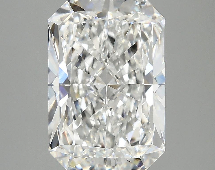4.0 Carat Radiant Shaped Ideal Cut VVS2 IGI Certified Lab Grown Diamond