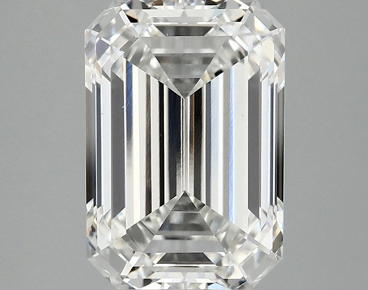 3.09 Carat Emerald Shaped Ideal Cut VS1 IGI Certified Lab Grown Diamond