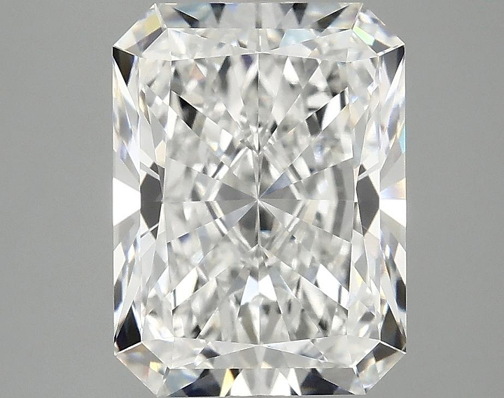 4.06 Carat Radiant Shaped Excellent Cut VVS2 IGI Certified Lab Grown Diamond